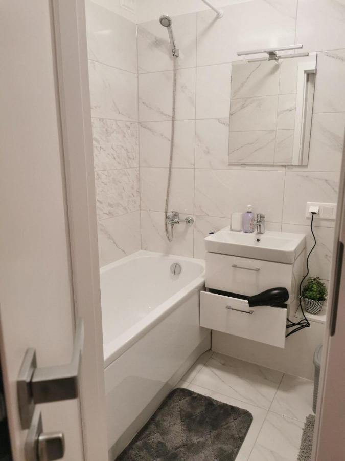 Modern Studio Debreceno, Self-Check-In, Free Parking Klaipėda Kültér fotó